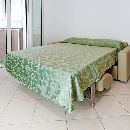 Siesta Ξενοδοχείο με διαμερίσματα 4*